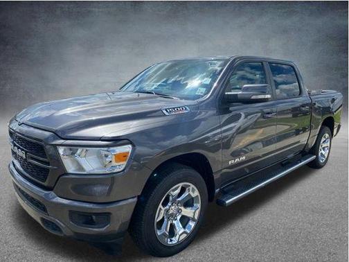 Granite Crystal Metallic Clearcoat 2022 RAM 1500 Big Horn/Lone Star