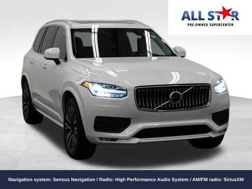 2022 Volvo XC90 T6 Momentum