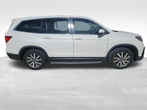 Platinum White Pearl 2021 Honda Pilot 2WD EX