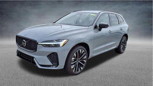 Vapour Grey Metallic 2026 Volvo XC60 B5 Ultra