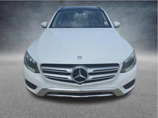 White 2016 Mercedes-Benz GLC 300 Base