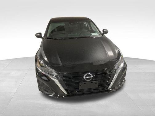 Super Black Clearcoat 2025 Nissan Altima 2.5 SV