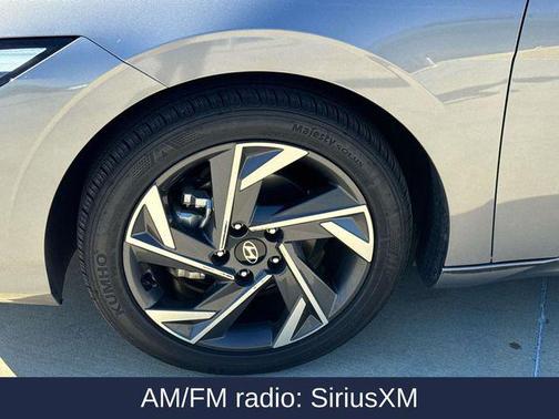 2024 Hyundai ELANTRA HEV Limited