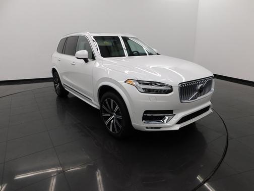 2024 Volvo XC90 B5 Plus Bright