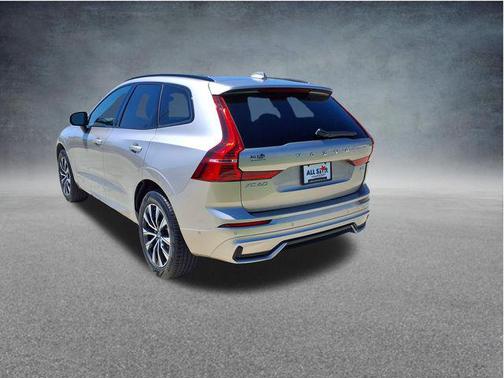 Bright Dusk Metallic 2025 Volvo XC60 B5 Plus