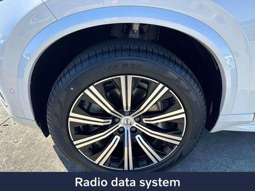 2023 Volvo XC90 B6 Plus 6-Seater