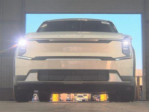 2024 Kia EV9 Light Long Range