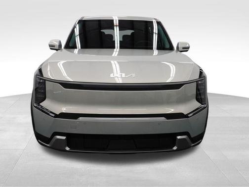 2024 Kia EV9 Light Long Range
