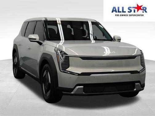 2024 Kia EV9 Light Long Range