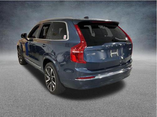 Denim Blue Metallic 2023 Volvo XC90 B6 Plus 7-Seater