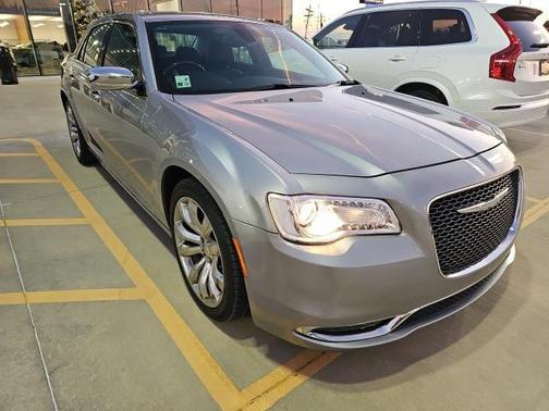 2018 Chrysler 300 Limited