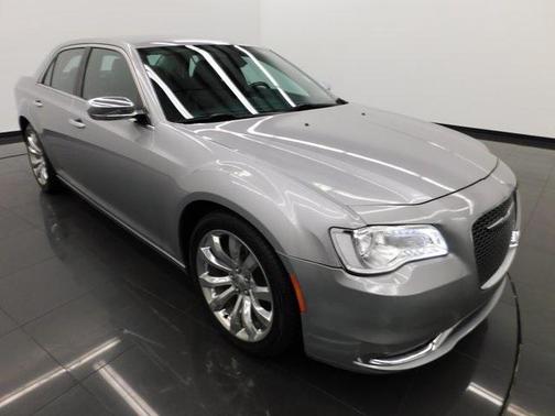 2018 Chrysler 300 Limited