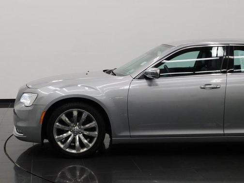 2018 Chrysler 300 Limited
