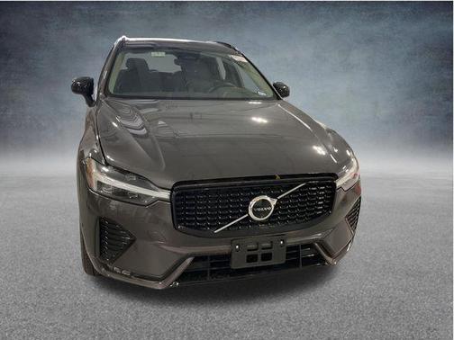 Gray 2025 Volvo XC60 B5 Plus