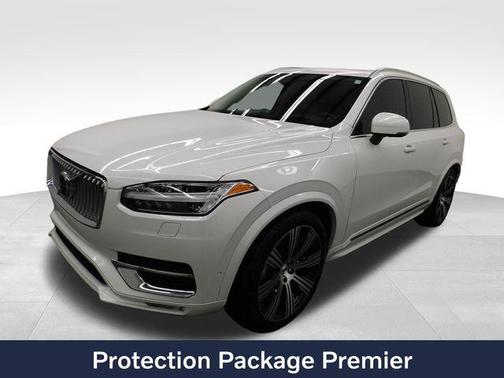 2023 Volvo XC90 B6 Ultimate 7-Seater