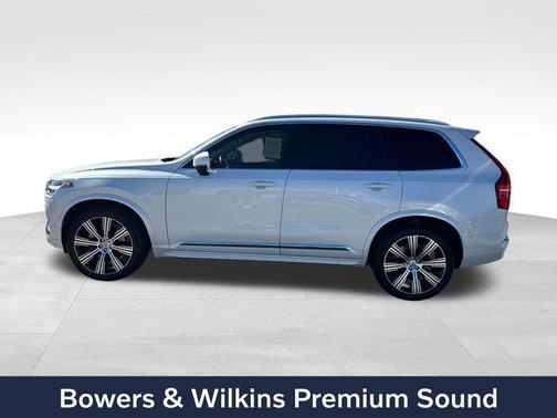 2023 Volvo XC90 B6 Ultimate 7-Seater