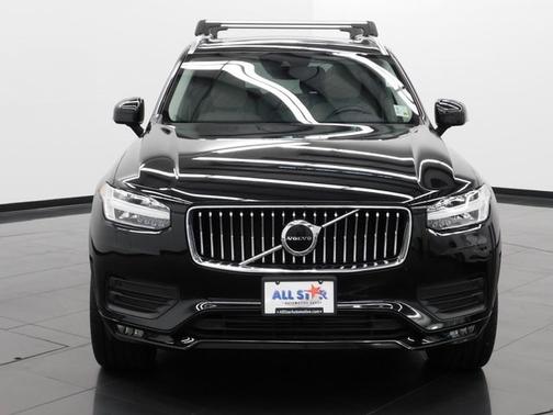 2021 Volvo XC90 T6 Momentum 7 Passenger