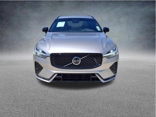 Bright Dusk Metallic 2026 Volvo XC60 B5 Plus