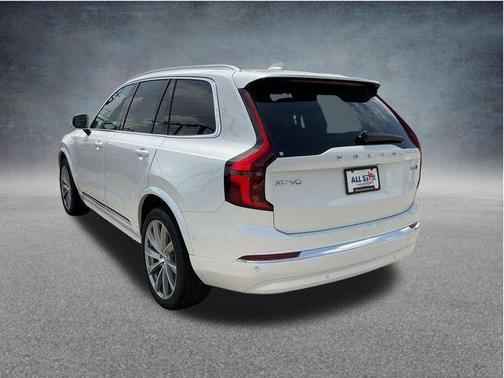 Crystal White Pearl 2026 Volvo XC90 Plus, B6 AWD Gas (mild hybrid), Gasoline, Bright, 7 Seats