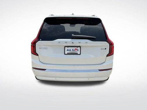 Crystal White Pearl 2026 Volvo XC90 Plus, B6 AWD Gas (mild hybrid), Gasoline, Bright, 7 Seats