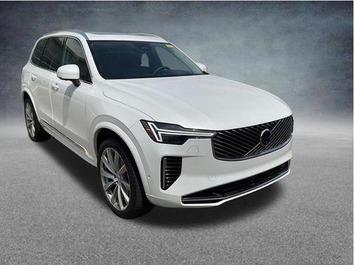 Crystal White Pearl 2026 Volvo XC90 Plus, B6 AWD Gas (mild hybrid), Gasoline, Bright, 7 Seats