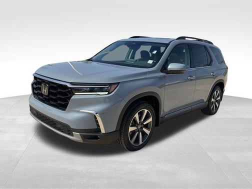 2024 Honda Pilot Touring 8-Passenger
