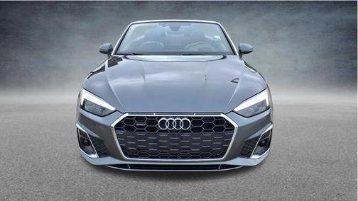 Daytona Gray Pearl Effect/Black Roof 2024 Audi A5 Prestige 45 TFSI S line quattro S tronic