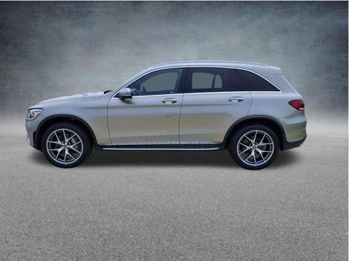 Graphite Grey Metallic 2022 Mercedes-Benz GLC 300 Base
