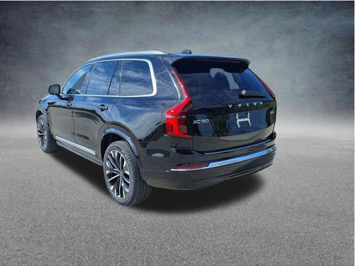Onyx Black Metallic 2026 Volvo XC90 Plus, B5 AWD Gas (mild hybrid), Gasoline, Bright, 7 Seats