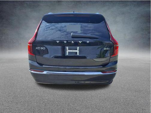 Onyx Black Metallic 2026 Volvo XC90 Plus, B5 AWD Gas (mild hybrid), Gasoline, Bright, 7 Seats
