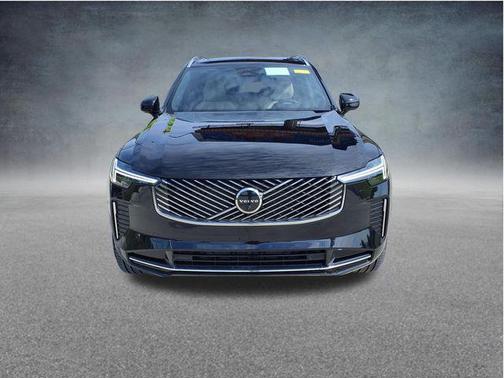 Onyx Black Metallic 2026 Volvo XC90 Plus, B5 AWD Gas (mild hybrid), Gasoline, Bright, 7 Seats