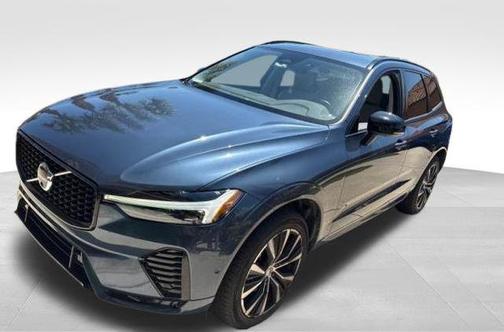 Denim Blue Metallic 2023 Volvo XC60 B5 Plus Dark Theme