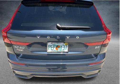 Denim Blue Metallic 2023 Volvo XC60 B5 Plus Dark Theme