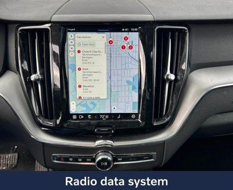 2024 Volvo XC60 B5 Core Dark Theme