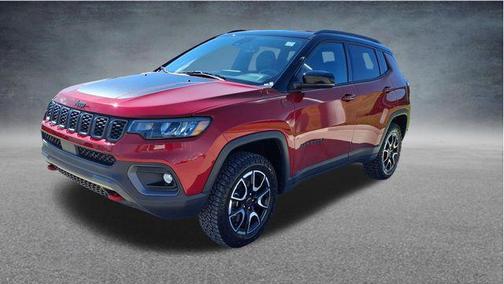 Red Hot Pearlcoat 2025 Jeep Compass Trailhawk