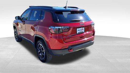 Red Hot Pearlcoat 2025 Jeep Compass Trailhawk