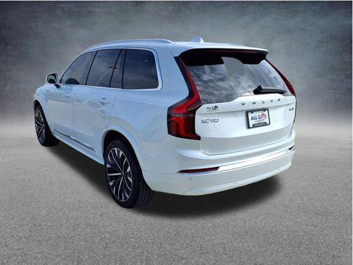 Crystal White Pearl 2026 Volvo XC90 Plus, B5 AWD Gas (mild hybrid), Gasoline, Bright, 7 Seats