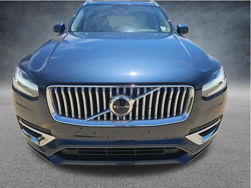 Denim Blue Metallic 2024 Volvo XC90 B5 Core Bright Theme