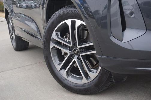 2025 Audi Q5 Premium TFSI quattro S tronic