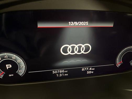 2023 Audi Q5 45 S line Prestige