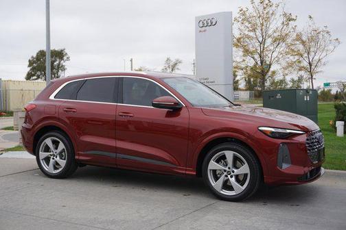 2025 Audi Q5 Prestige TFSI quattro S tronic
