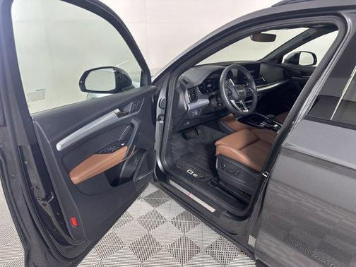 2025 Audi Q5 45 S line Premium Plus