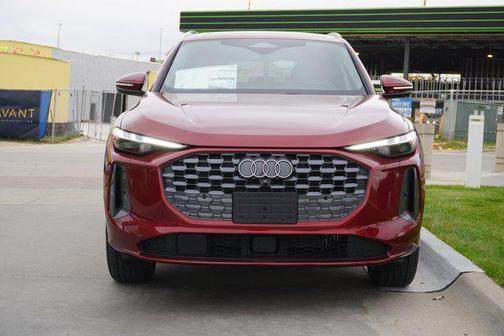 2025 Audi Q5 Premium Plus TFSI quattro S tronic