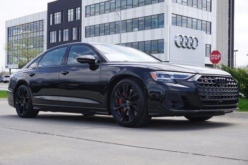 2025 Audi S8 4.0T