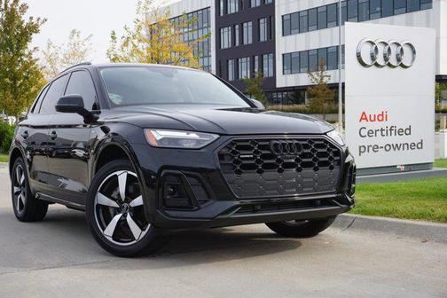 2023 Audi Q5 45 S line Premium Plus