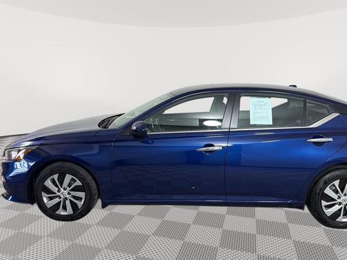 2020 Nissan Altima S FWD