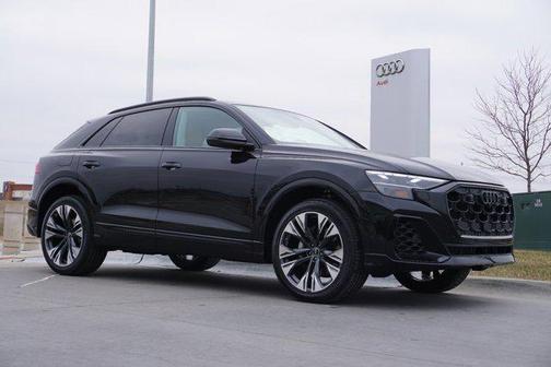 2025 Audi Q8 55 Premium Plus