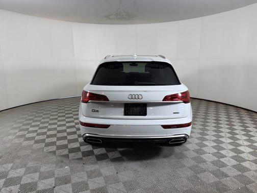 2022 Audi Q5 45 S line Premium