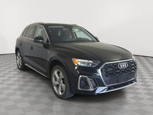 2023 Audi Q5 45 S line Premium Plus