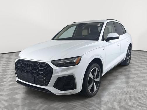 2023 Audi Q5 45 S line Prestige